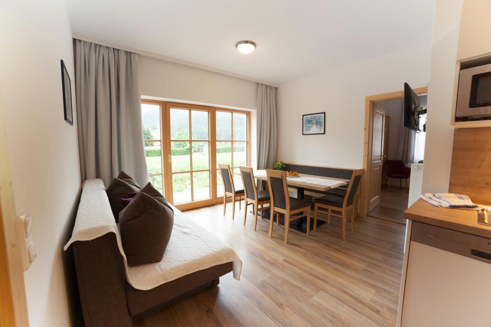 Haus Bliem Apartment Flachau Bagian luar foto
